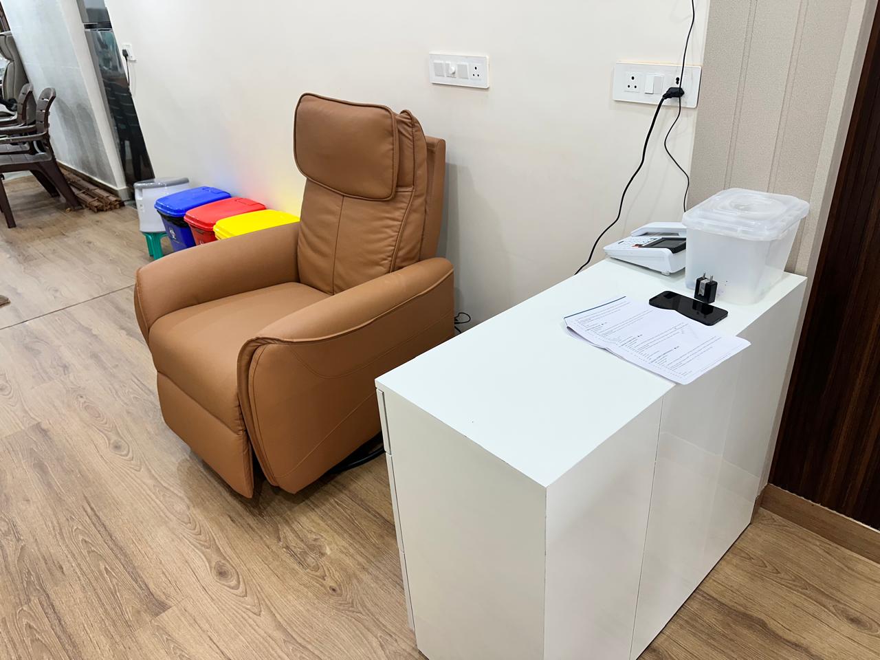 Reception and waiting area at ONUS Diagnostics